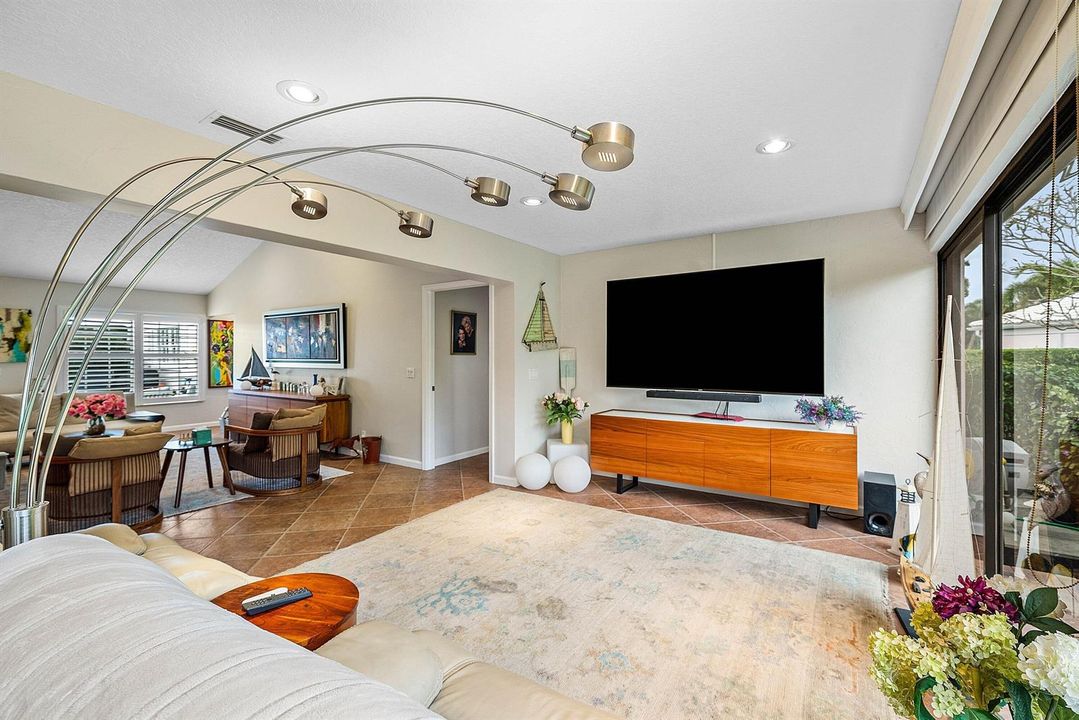 Casual living area