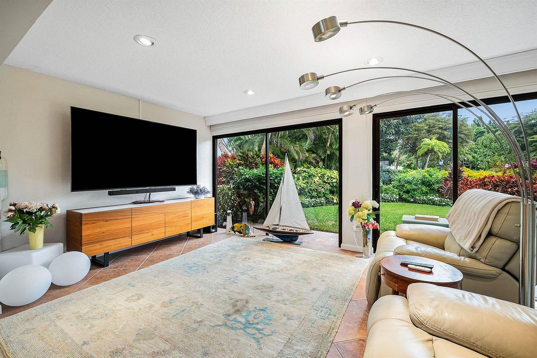 Casual living area