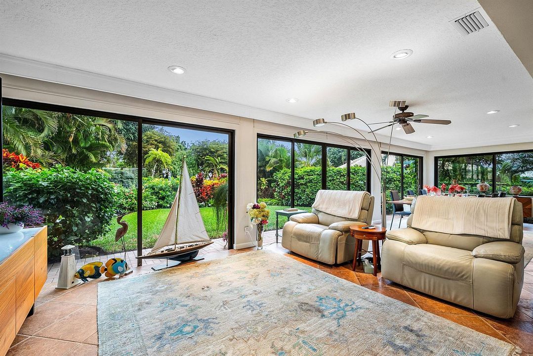 Casual living area