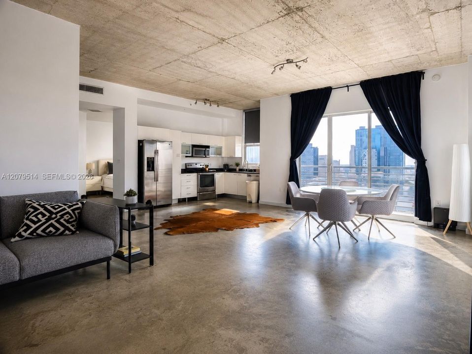 For Rent: $2,900 (2 beds, 2 baths, 1153 Square Feet)