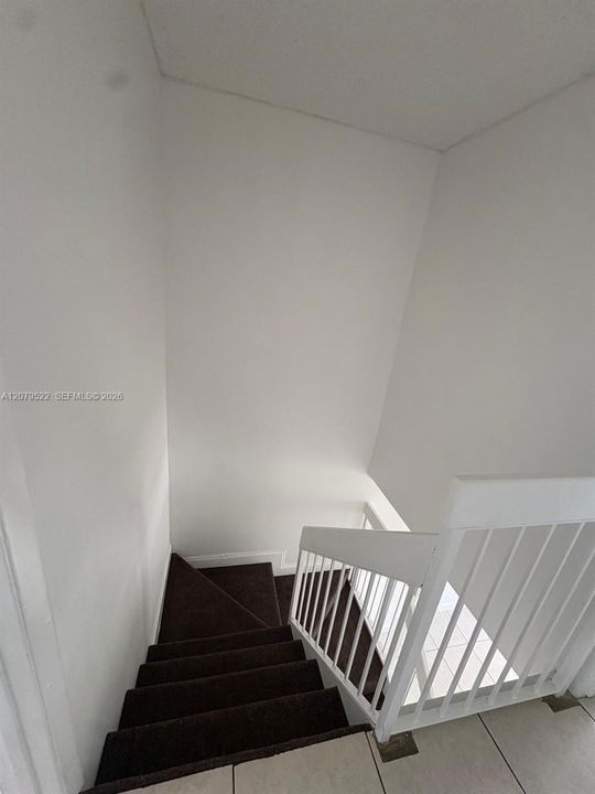 For Rent: $2,250 (2 beds, 2 baths, 824 Square Feet)