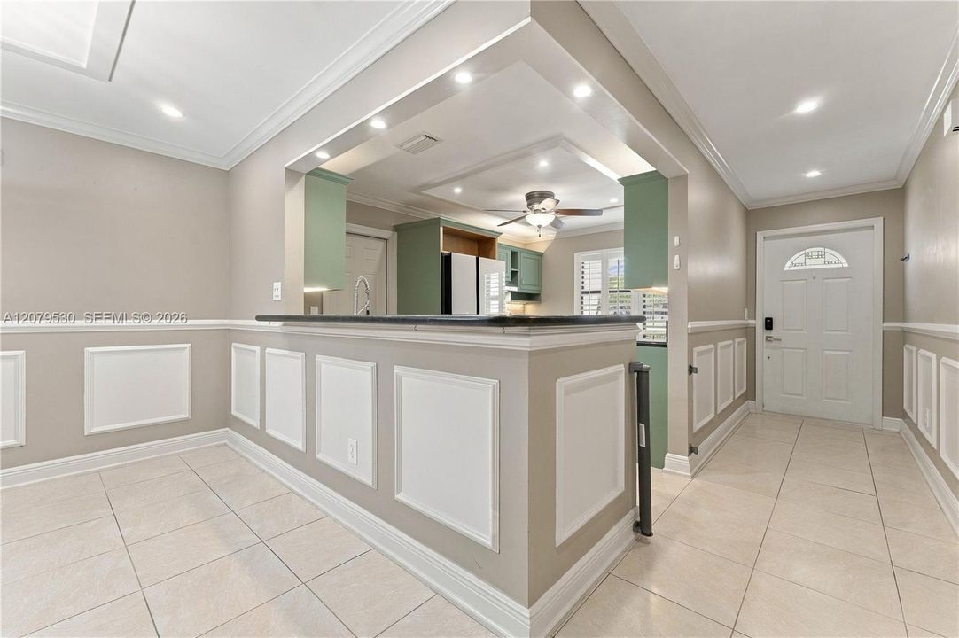 For Sale: $375,000 (2 beds, 2 baths, 1455 Square Feet)