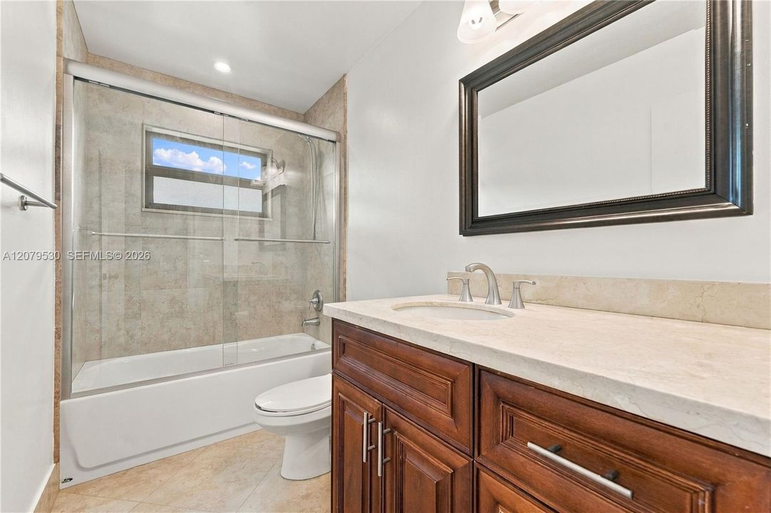 For Sale: $375,000 (2 beds, 2 baths, 1455 Square Feet)