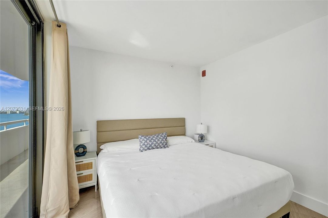 For Rent: $4,200 (2 beds, 2 baths, 1311 Square Feet)