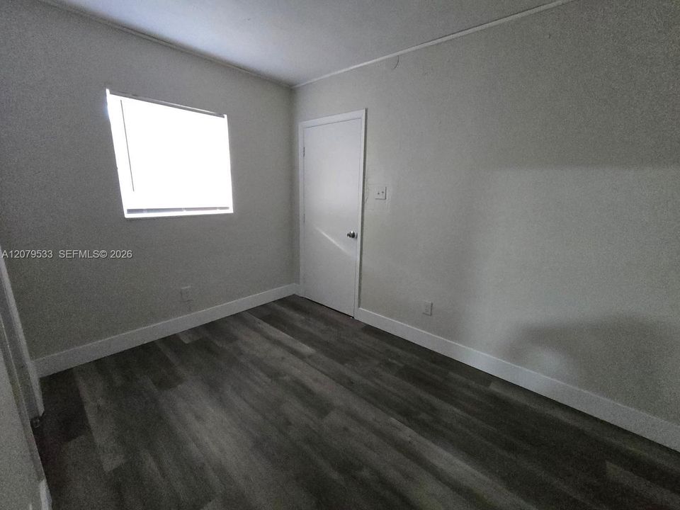 В аренду: $1,700 (3 спален, 1 ванн, 1252 Квадратных фут)