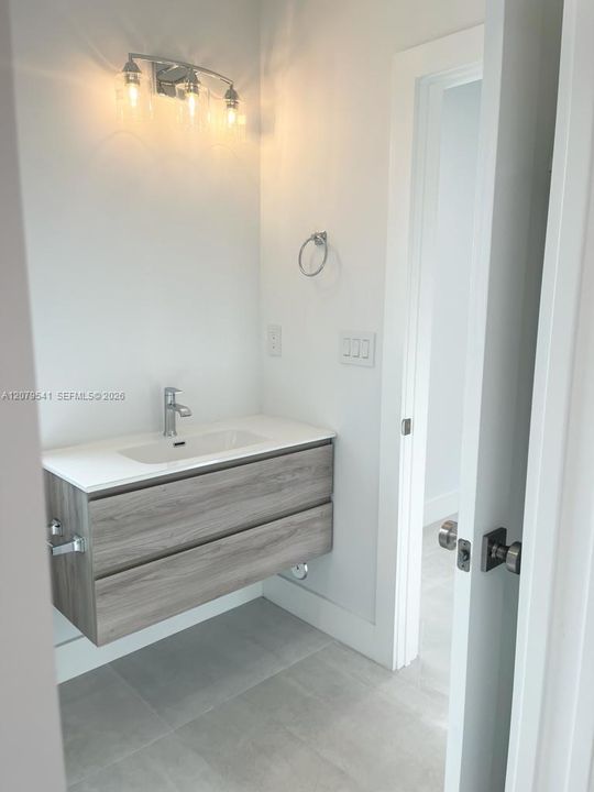 Недавно арендовано: $3,450 (2 спален, 2 ванн, 1196 Квадратных фут)