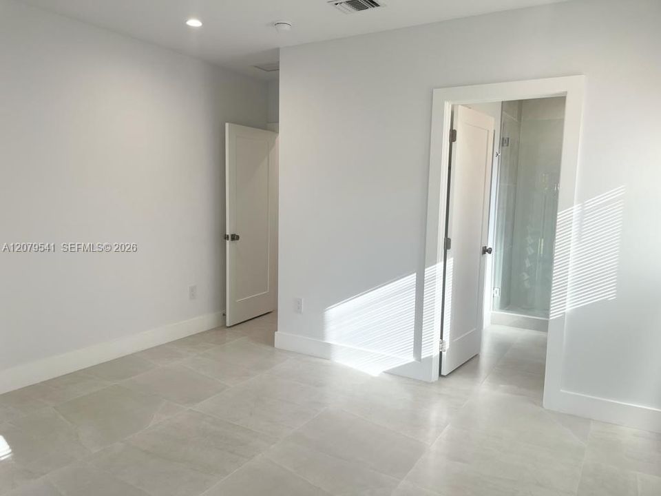 Недавно арендовано: $3,450 (2 спален, 2 ванн, 1196 Квадратных фут)