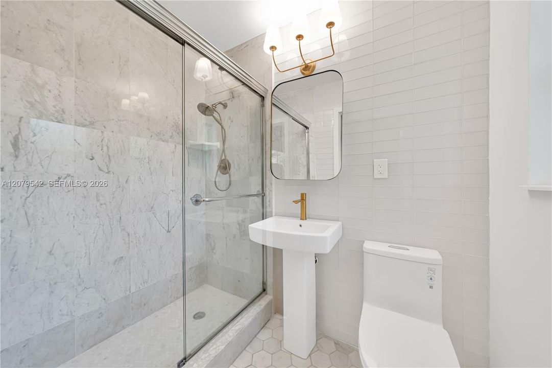 В аренду: $5,250 (2 спален, 2 ванн, 2088 Квадратных фут)