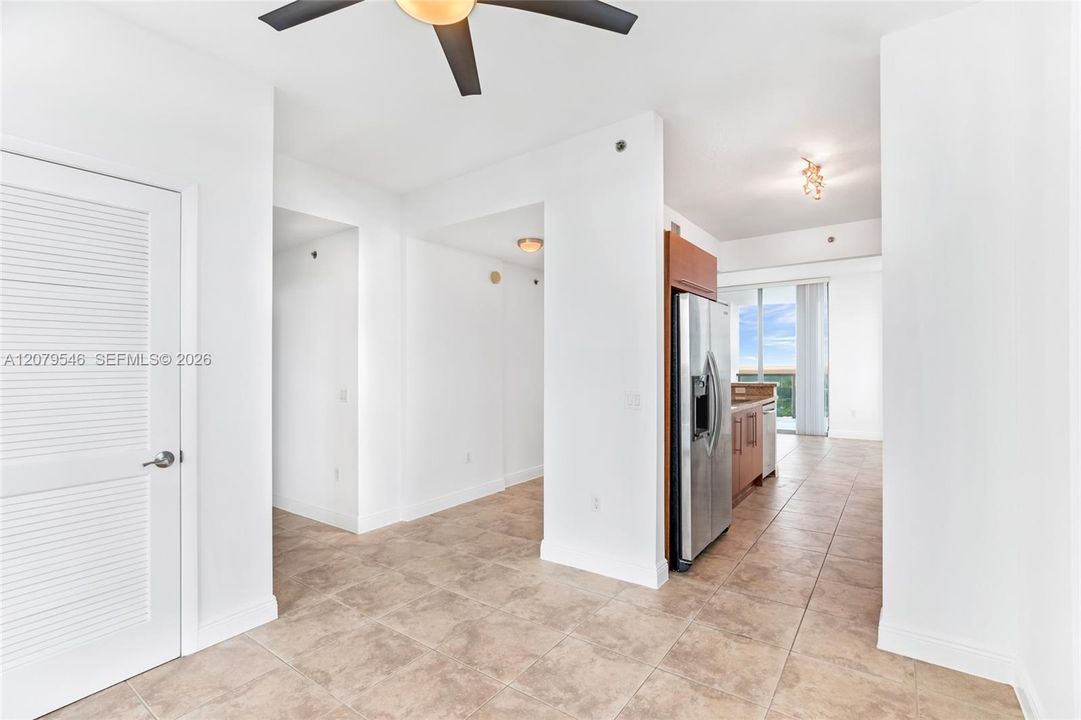 For Rent: $4,000 (3 beds, 3 baths, 1570 Square Feet)