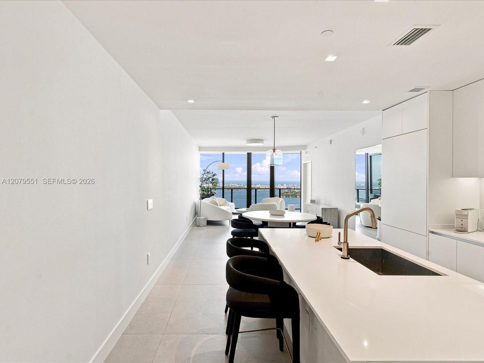 For Rent: $13,500 (3 beds, 3 baths, 1522 Square Feet)