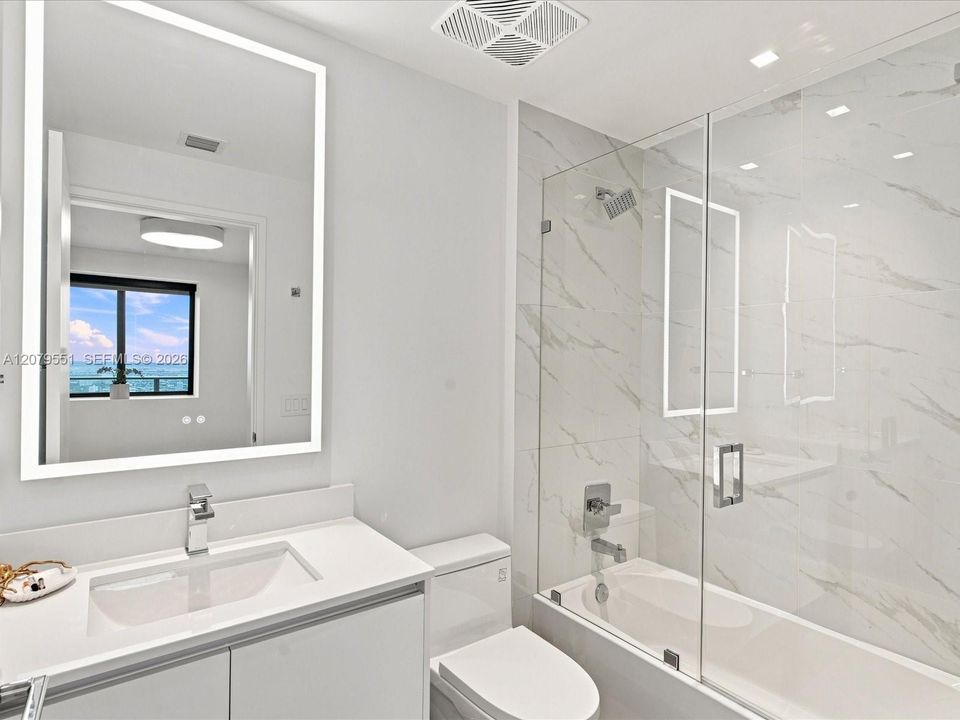 For Rent: $13,500 (3 beds, 3 baths, 1522 Square Feet)