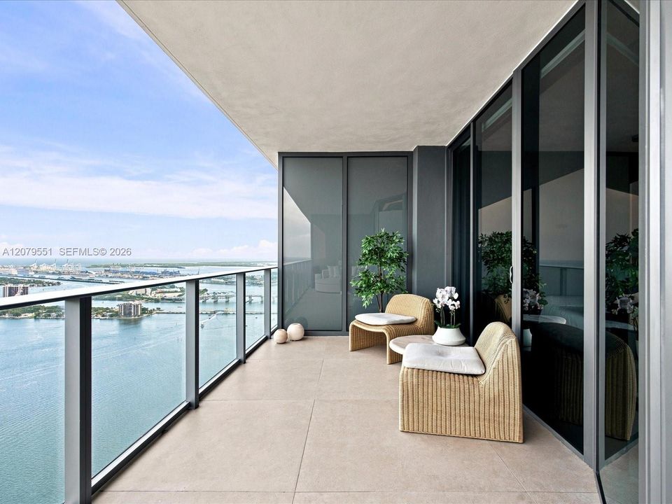 For Rent: $13,500 (3 beds, 3 baths, 1522 Square Feet)