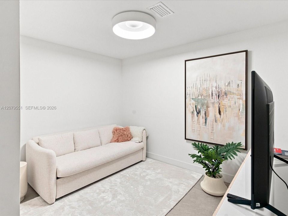 For Rent: $13,500 (3 beds, 3 baths, 1522 Square Feet)