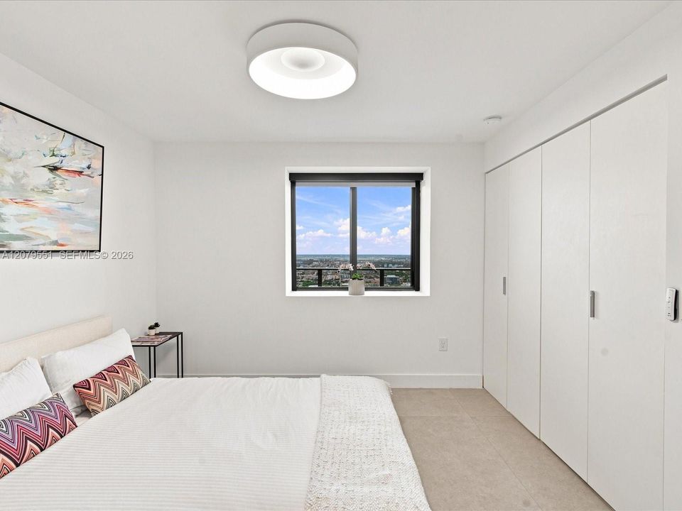 For Rent: $13,500 (3 beds, 3 baths, 1522 Square Feet)