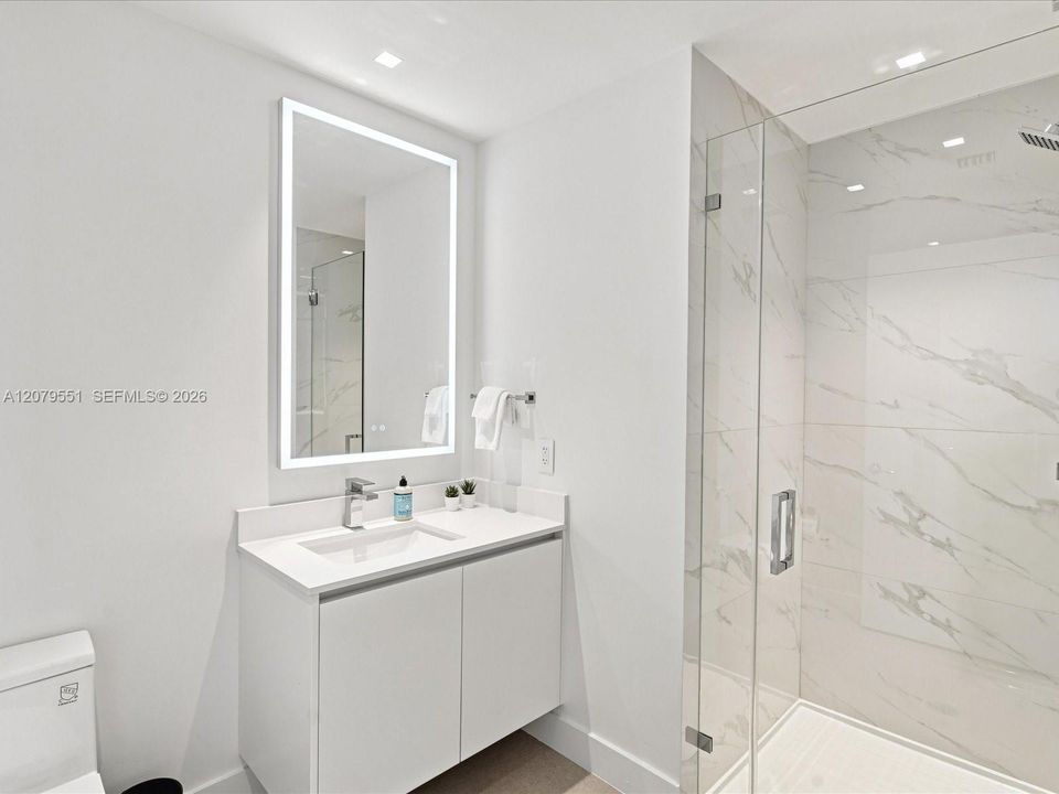 For Rent: $13,500 (3 beds, 3 baths, 1522 Square Feet)
