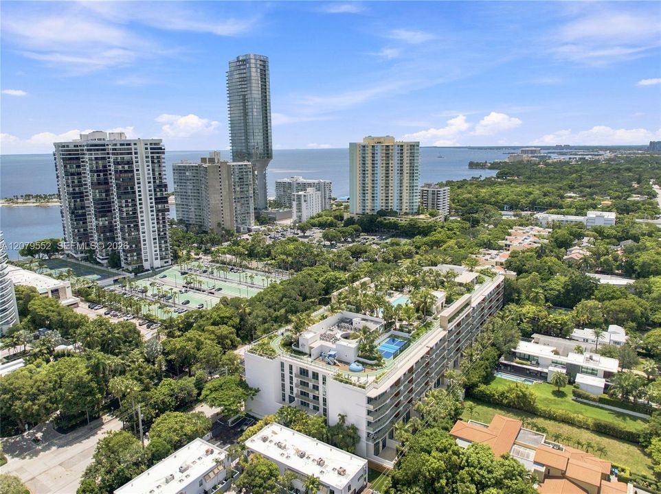 For Rent: $11,000 (3 beds, 3 baths, 1470 Square Feet)