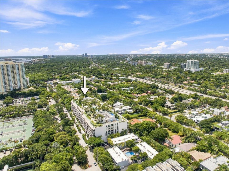 For Rent: $11,000 (3 beds, 3 baths, 1470 Square Feet)