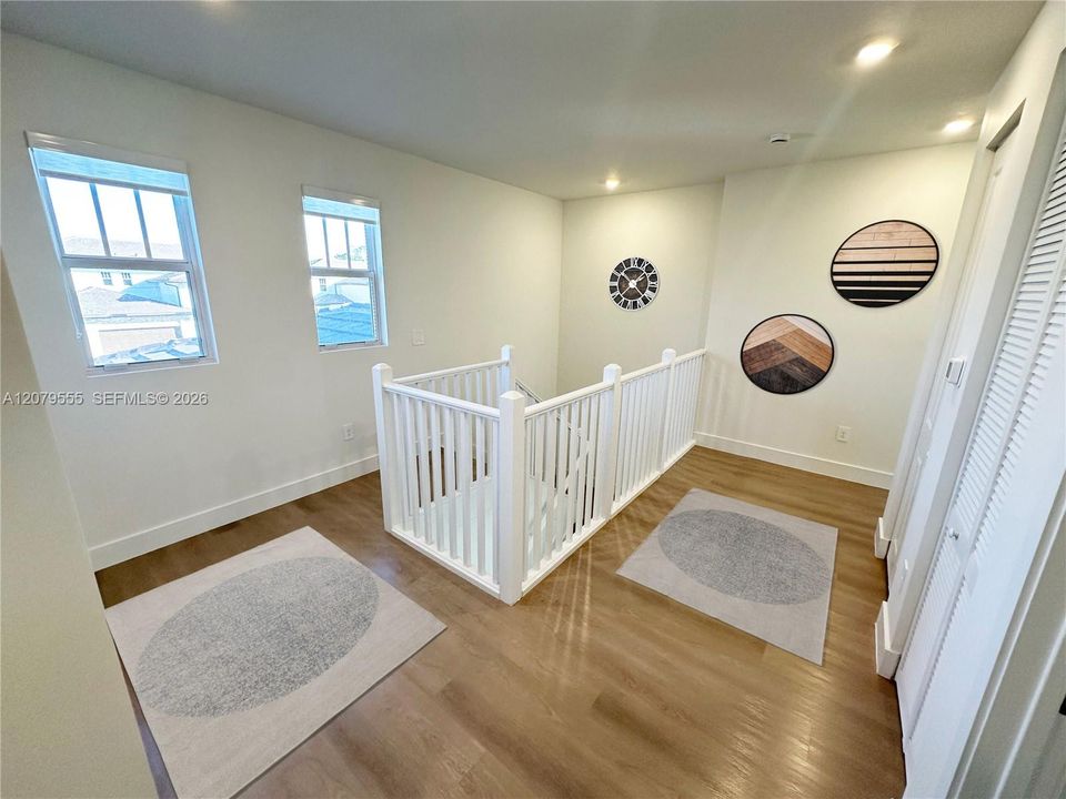 For Rent: $7,300 (5 beds, 4 baths, 3888 Square Feet)