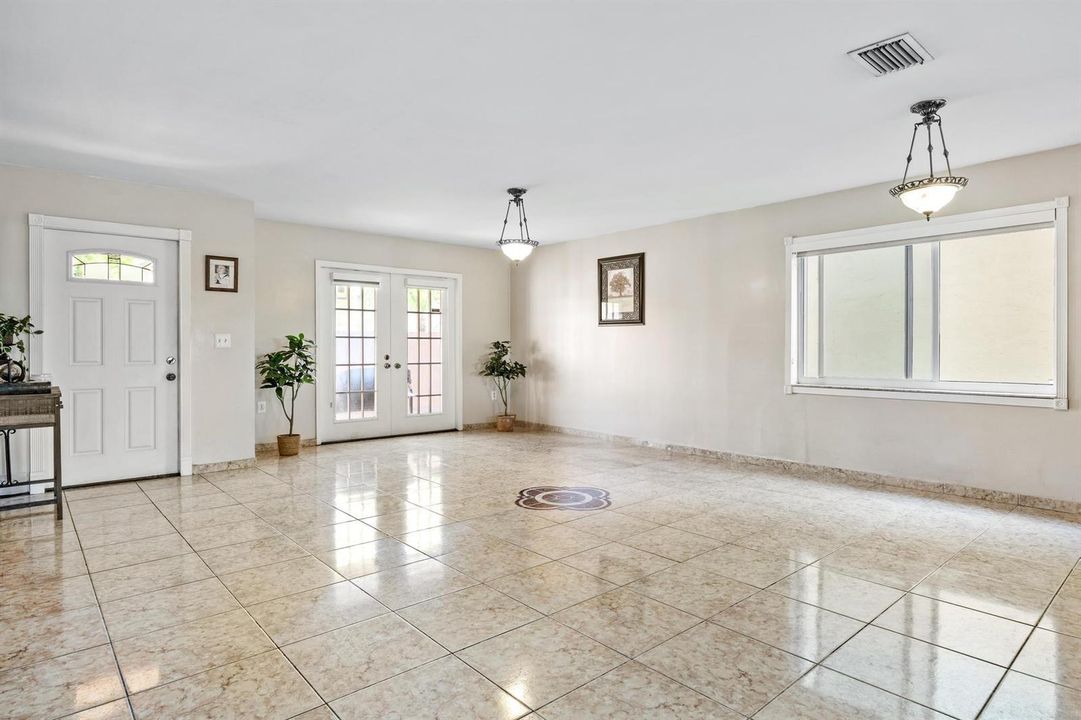Entry Great Room
