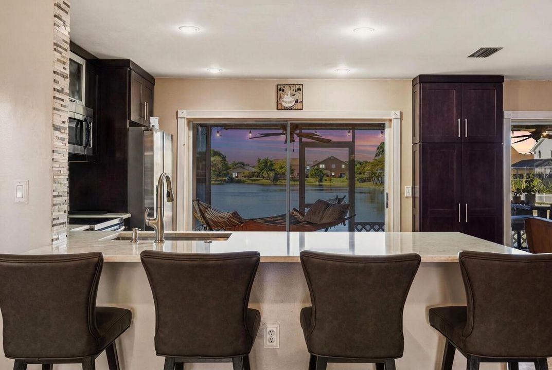 Kitchen Bar