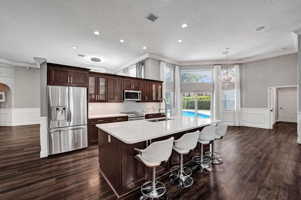Kitchen Island