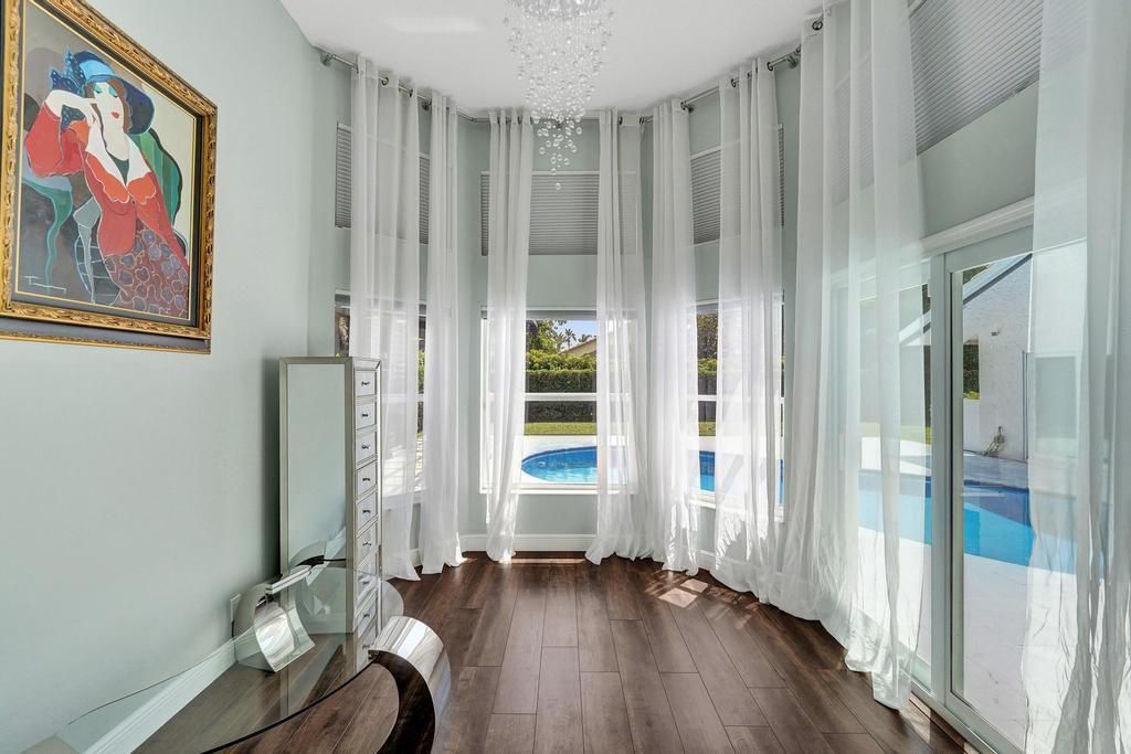 Primary w/Pool Views