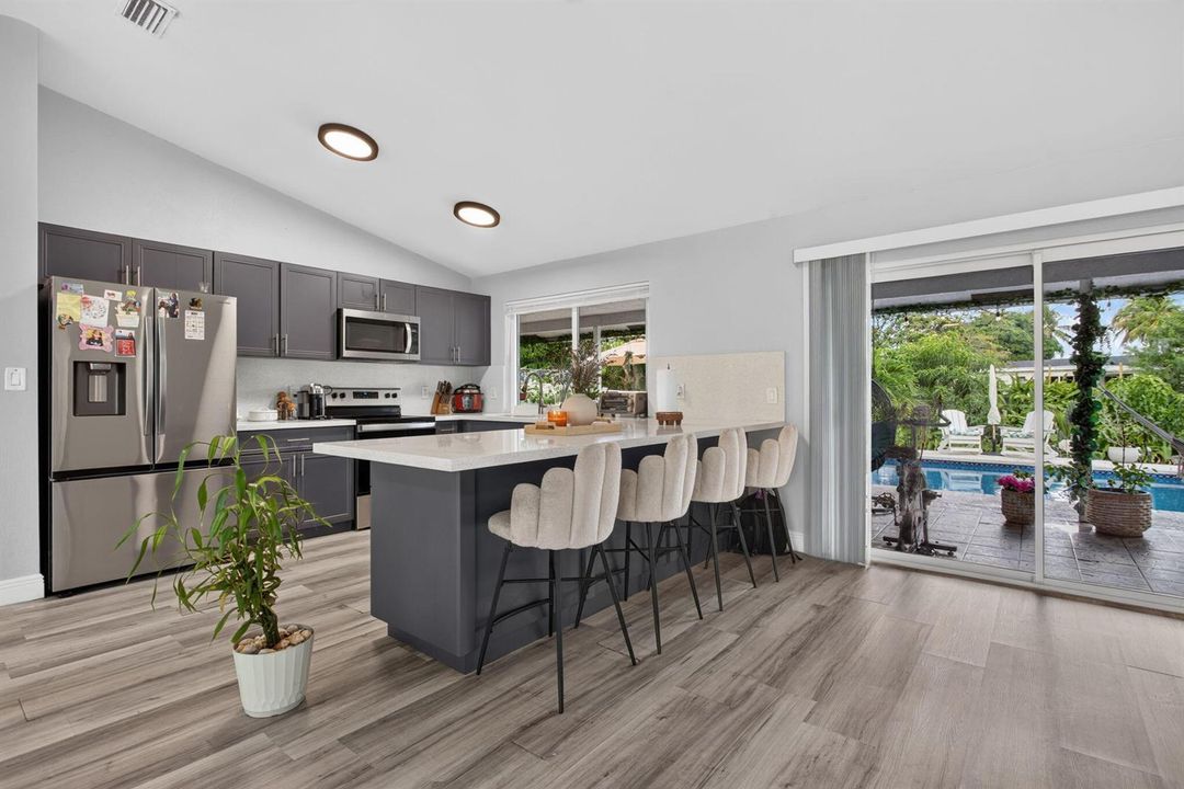 10-web-or-mls-4950-4812