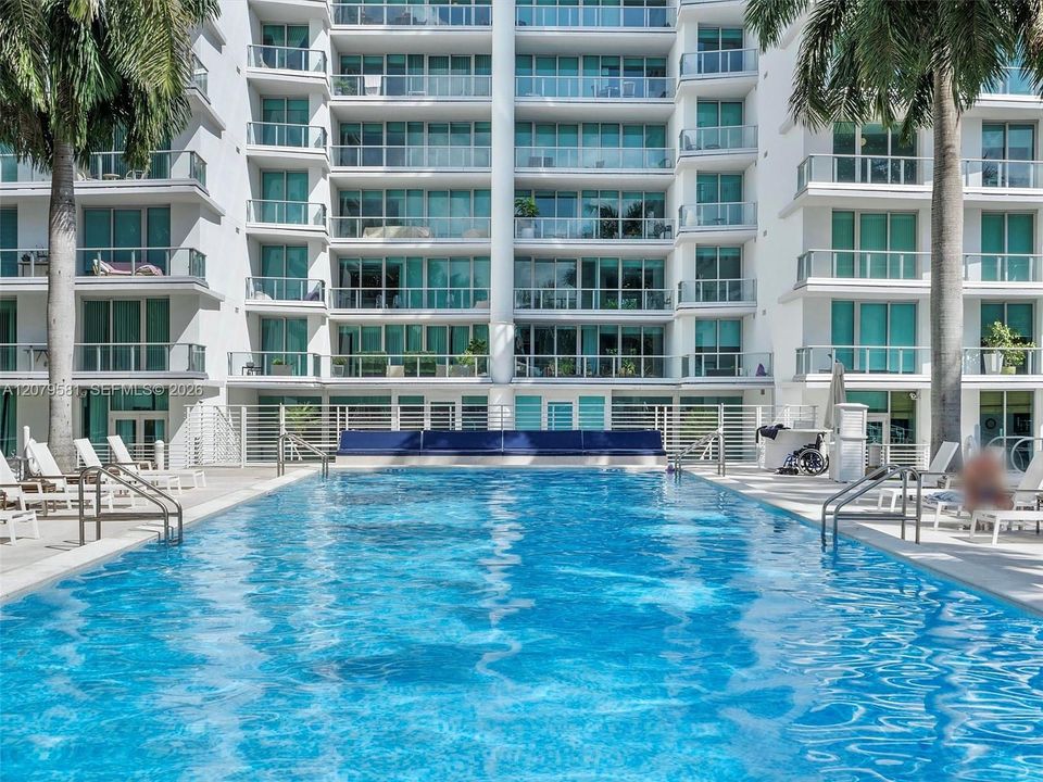 For Rent: $14,000 (2 beds, 2 baths, 1756 Square Feet)