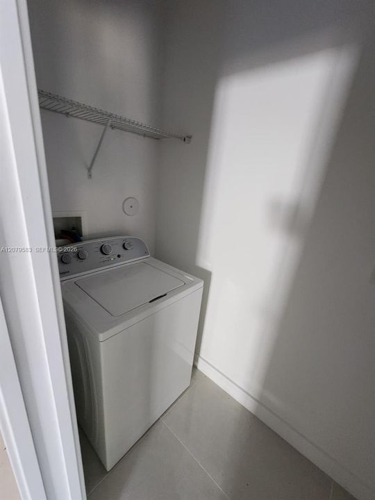 En Renta: $3,800 (3 camas, 2 baños, 1980 Pies cuadrados)
