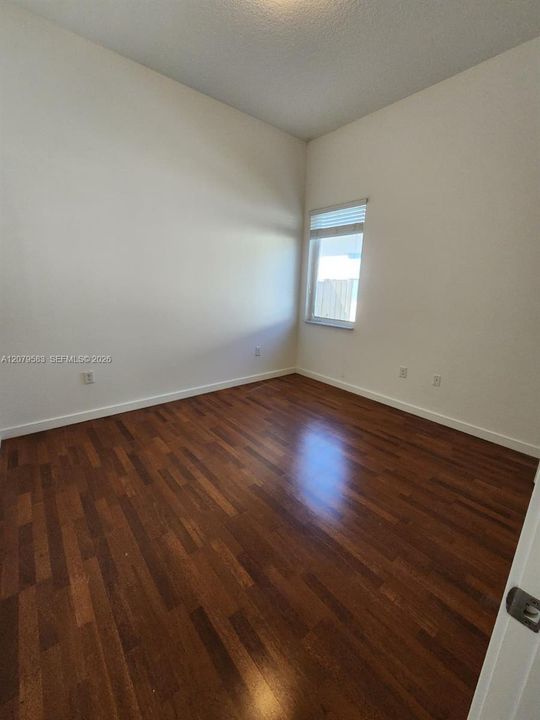 En Renta: $3,800 (3 camas, 2 baños, 1980 Pies cuadrados)