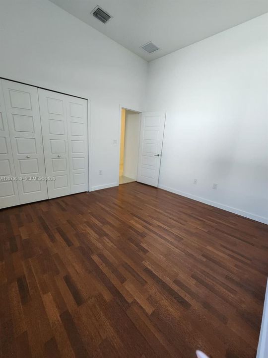 En Renta: $3,800 (3 camas, 2 baños, 1980 Pies cuadrados)