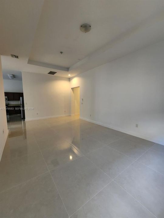 En Renta: $3,800 (3 camas, 2 baños, 1980 Pies cuadrados)