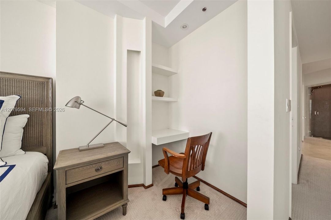 For Rent: $20,000 (3 beds, 4 baths, 2500 Square Feet)