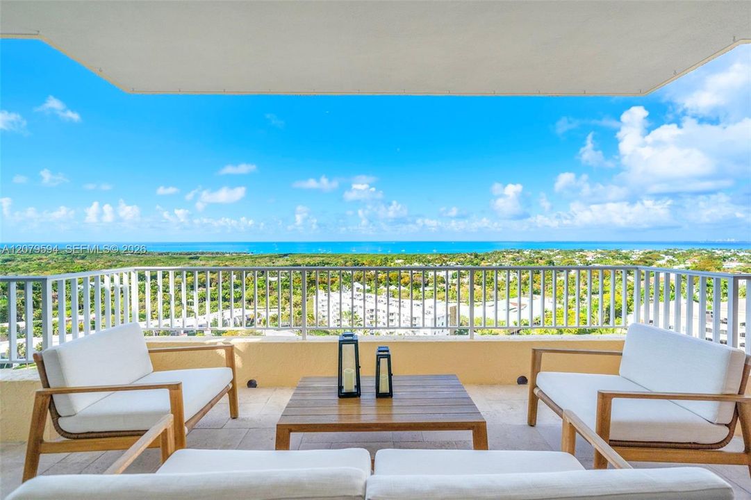 For Rent: $20,000 (3 beds, 4 baths, 2500 Square Feet)