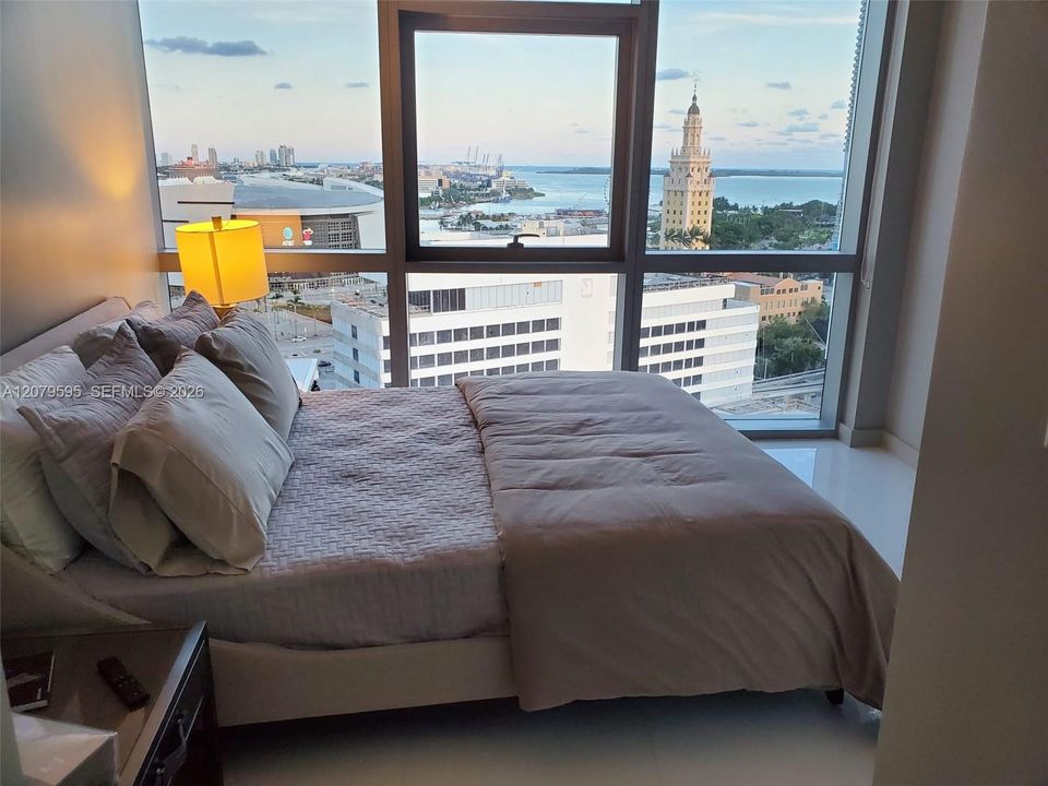 En Renta: $12,000 (3 camas, 4 baños, 2188 Pies cuadrados)