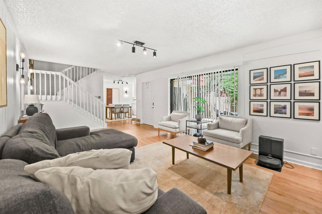 06 Living room 03
