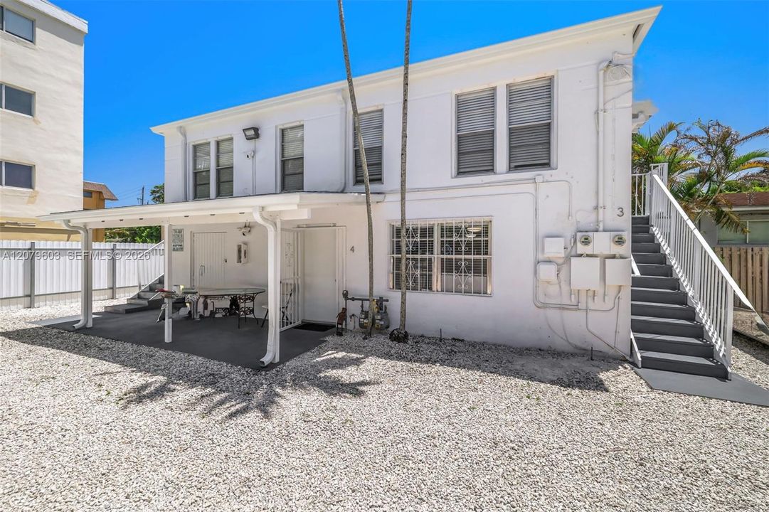 For Sale: $1,390,000 (0.26 acres)