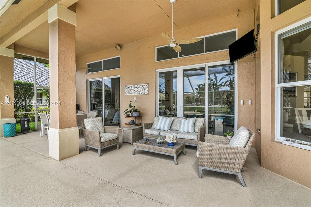 For Rent: $8,900 (5 beds, 3 baths, 2785 Square Feet)