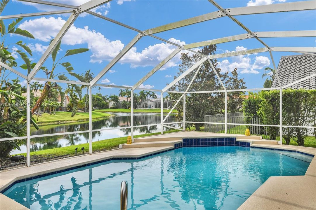 For Rent: $8,900 (5 beds, 3 baths, 2785 Square Feet)