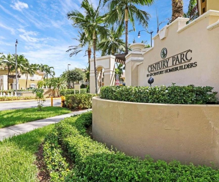 For Sale: $432,000 (3 beds, 2 baths, 1364 Square Feet)