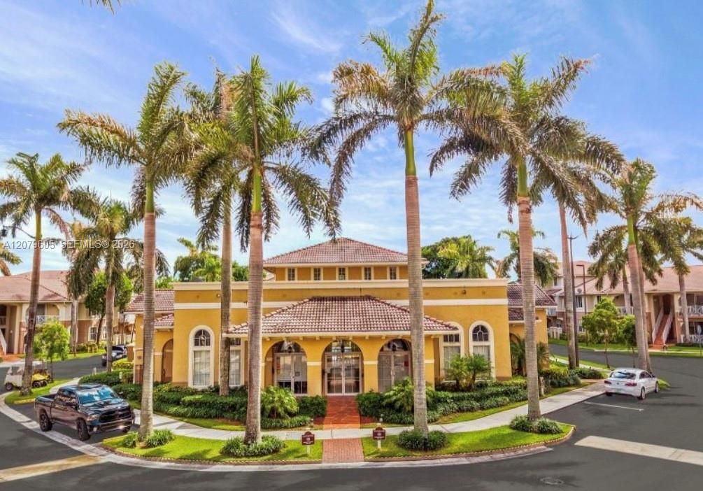 For Sale: $432,000 (3 beds, 2 baths, 1364 Square Feet)