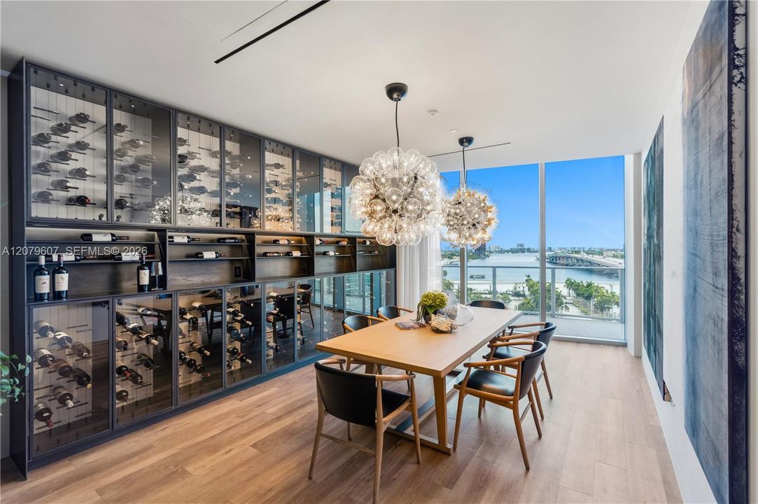For Rent: $5,950 (1 beds, 2 baths, 1216 Square Feet)