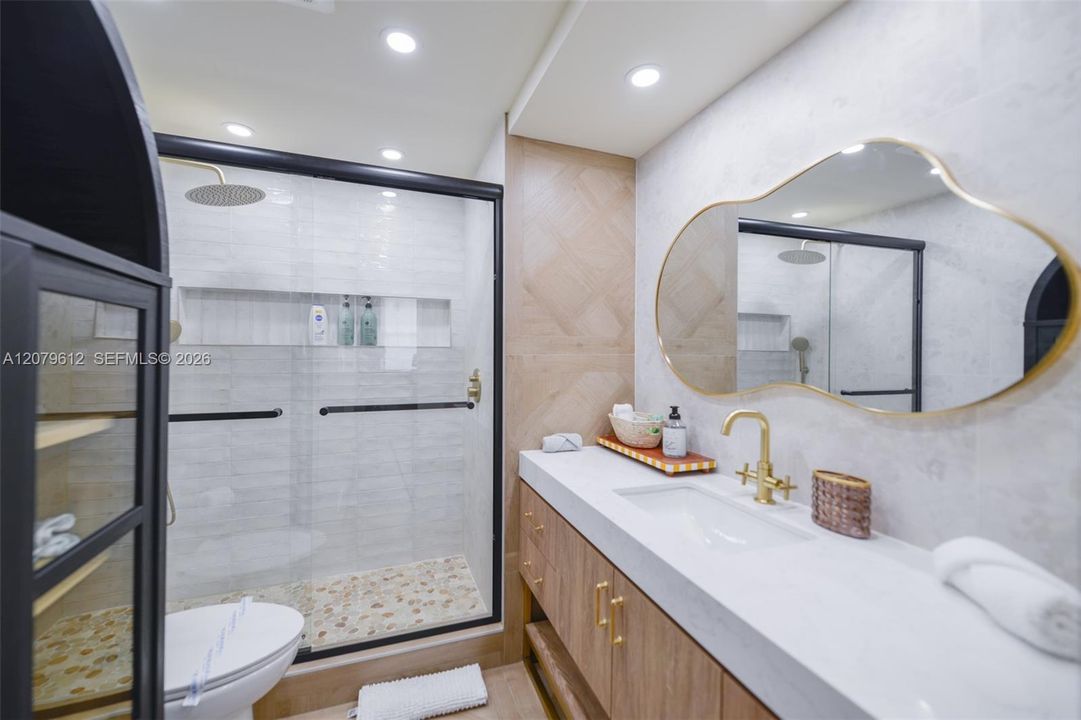 На продажу: $499,000 (2 спален, 2 ванн, 1440 Квадратных фут)