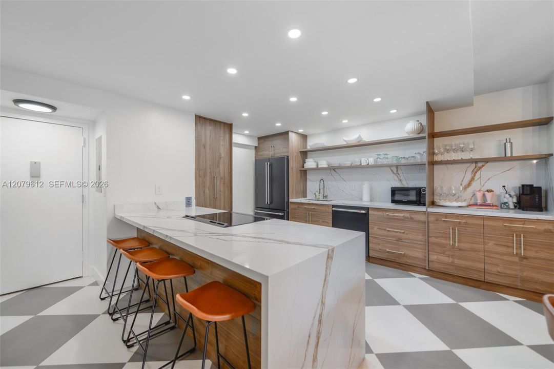 На продажу: $499,000 (2 спален, 2 ванн, 1440 Квадратных фут)