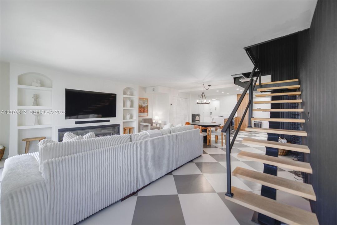 На продажу: $499,000 (2 спален, 2 ванн, 1440 Квадратных фут)