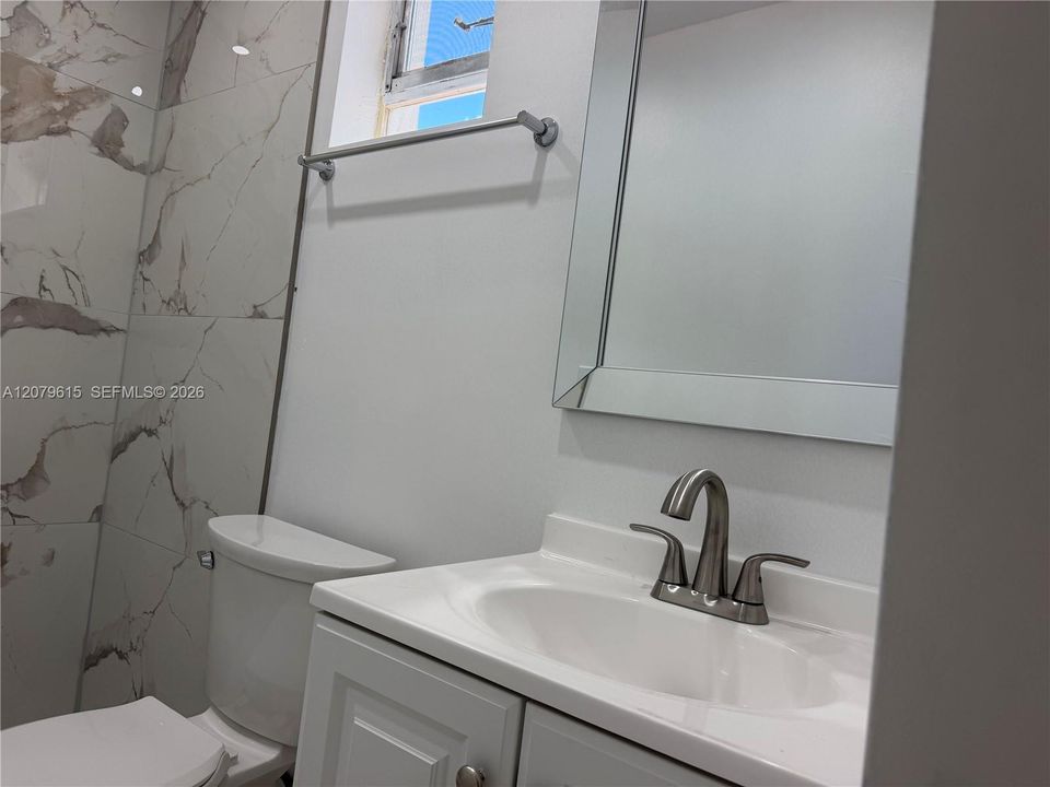 For Rent: $1,500 (1 beds, 1 baths, 400 Square Feet)