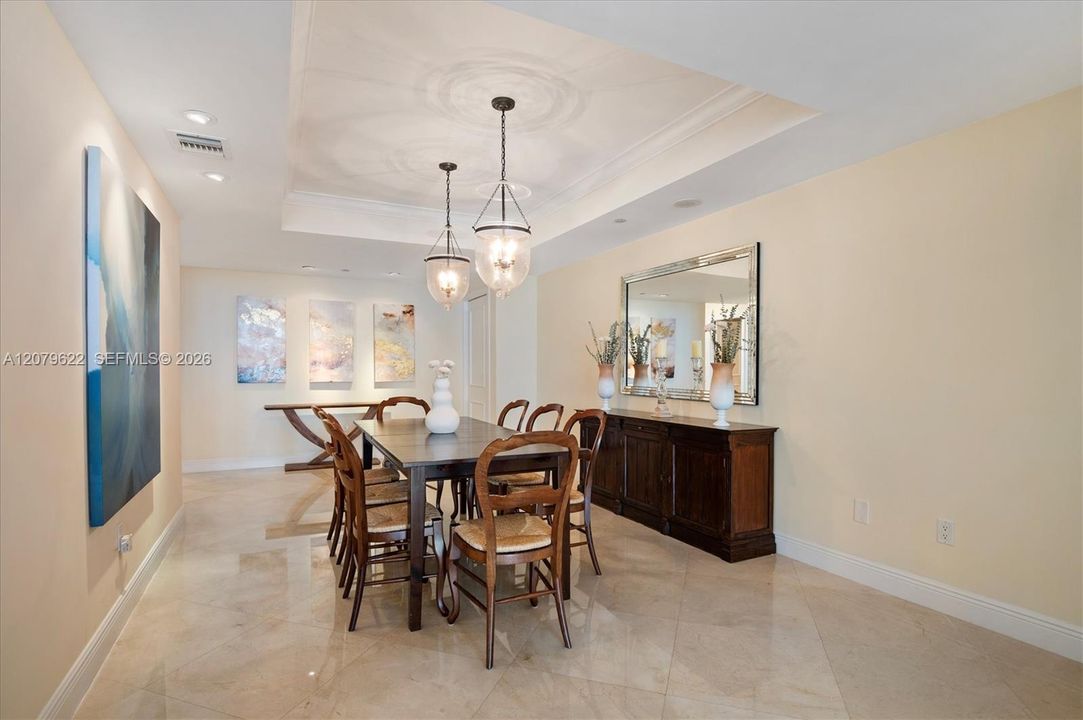 For Rent: $20,000 (3 beds, 3 baths, 2510 Square Feet)