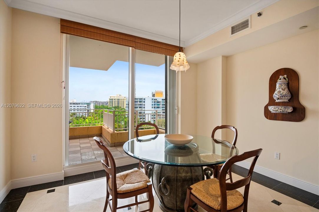 For Rent: $20,000 (3 beds, 3 baths, 2510 Square Feet)