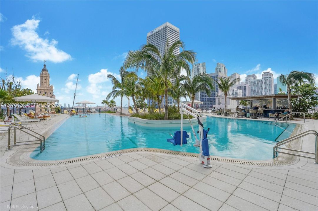 На продажу: $489,999 (1 спален, 1 ванн, 463 Квадратных фут)