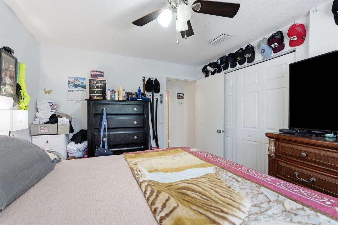 28-web-or-mls-4737_Boatman_St_013